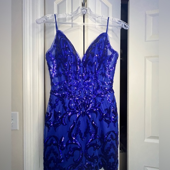 Ava Presley Blue homecoming dress - Picture 2 of 2